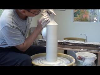 tall porcelain bottle vase (01).