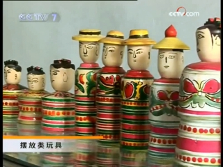 traditional wooden toys chuantong muzhi wanju, or xuan mu wanju (turning teen's toy) - the most ancient