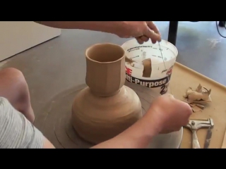 pottery wheel master chuen lin - cups for tea, cut.