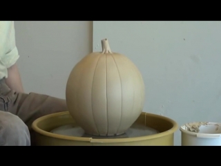 pottery wheel of master chuen lin - vase gourd.