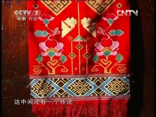 tujia brocade weaving - the basis of arts and crafts performed by master liu ye.